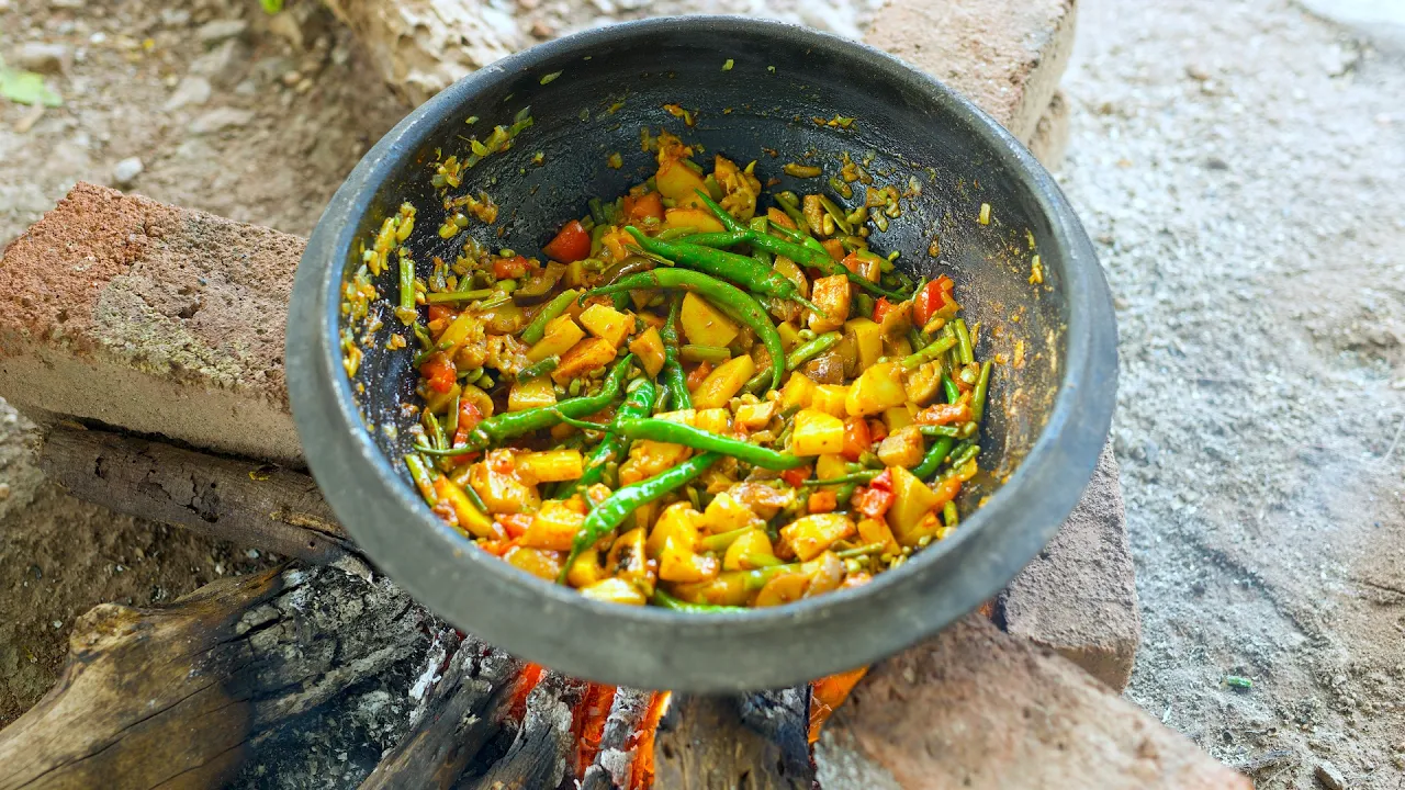 Kathiayawadi Mix Vegetable Curry and Kachumber