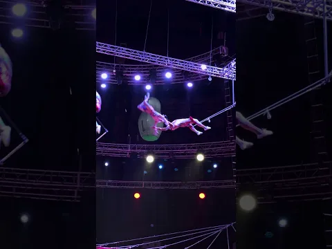 🤹🏻‍♀️🎪