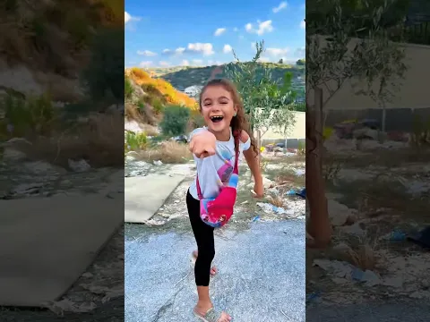بنت فقيرة صنعت حذاء جميل