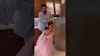 ريشي و بنته بارو الحلوة أبطال مسلسل رحلة لاكشمي ج 5 مقطع مضحك اشتراك الان  ريشي و بنته بارو الحلوة أبطال مسلسل رحلة لاكشمي ج 5 مقطع مضحك اشتراك الان