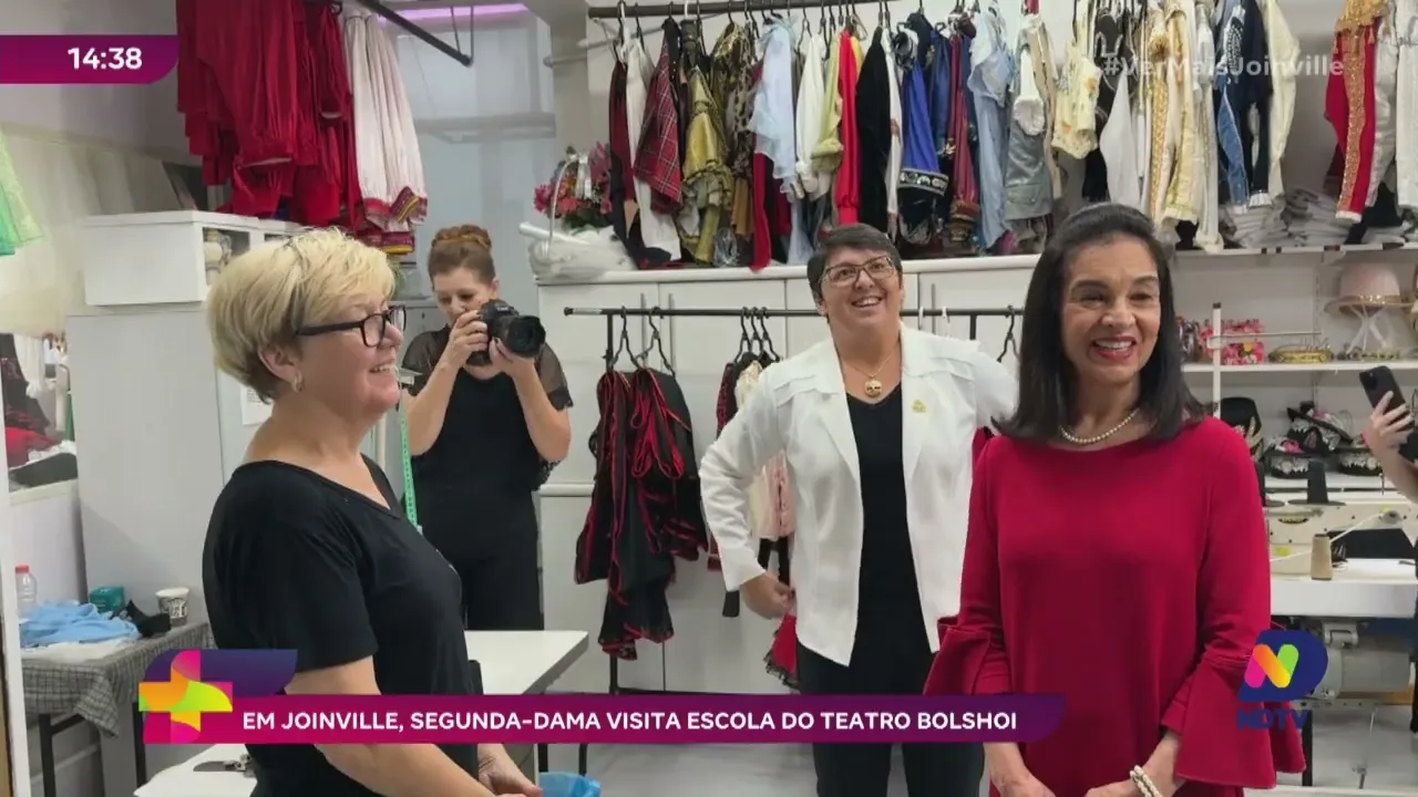 Lu Alckmin em Joinville: segunda-dama visita escola do teatro Bolshoi
