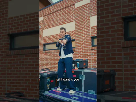 What if you’ve been chasing what your heart already knows? ❤️#AndyGrammer #AllIWantIsYou #NewMusic