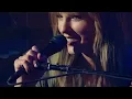 Download Lagu New Year’s Day - Taylor Swift (live)