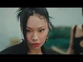 万妮达 Vinida Weng - 《WAIYA 七溜八溜 》Official Video
