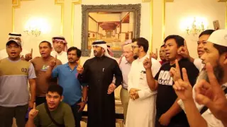 اسلام مسؤول شركة أمريكية على يد الشيخ احمد العبيكان في منزله بجدة 