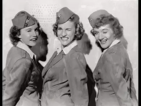 Download MP3 Andrews Sisters - Medley