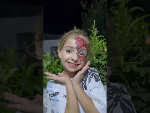 ‏ايات عملت ترند سبايدر مان😂😂اخر حدا بيعمل ترند 🕸️