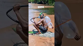 سر إنقاذ الأرواح في النهر دندنها