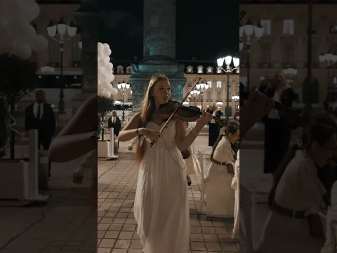 The most INSANE La La Land flashmob Part 1 ❤️