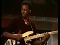 Download Lagu Young Marcus Miller 1980s Bass slap solo (David Sanborn live)