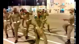 عسكر منسمين واحلى رقصة سامبا ولا احلى قوووة تنسيم عسكري عسكرية عسكر رقص سامبا 