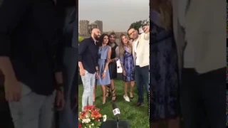 أحلى النجوم انتظرونا مع أسرة فيلم مش رايحين فى داهيه حصريا على المحور 