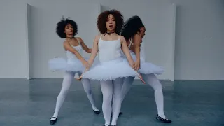 Yoa Princesse Chaos Clip Officiel 