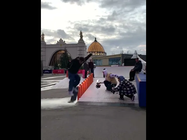 Видео