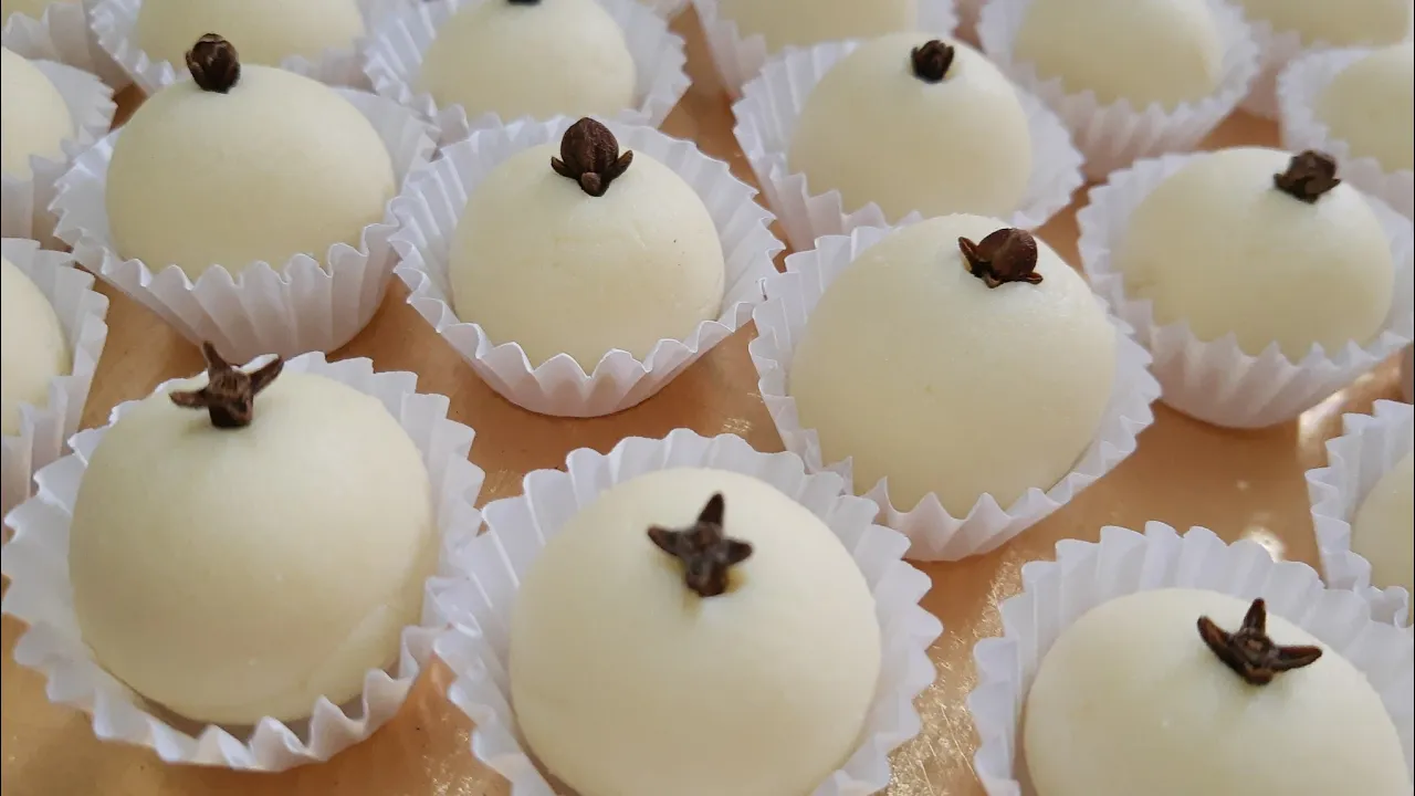BALA DE COCO  QUE DERRETE NA BOCA - COZINHANDO COM A TITA