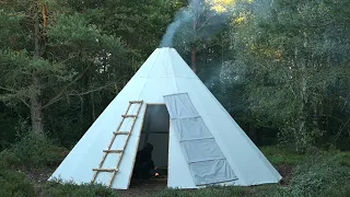 Making a lavvu - nordic wilderness home