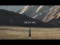 daydreamers - She Is a Time I'm Living In (Lyrics)