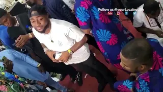 davido dance with pasuma and sing with ayefele on stage