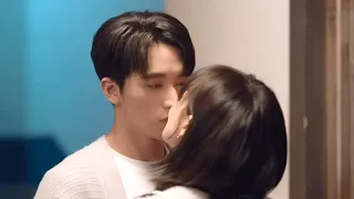 يشعر بالغيرة عليها وتقبله حتى ترضيه مقطع من مسلسل الجميع يعرف أنني أحبك 