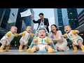 Download Lagu O CEO foi bloqueado na porta por quatro bebês fofos, gritando que queria justiça para sua mamãe