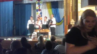 моя хата у вишневому садочку 