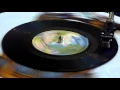 Download Lagu Frankie Valli \u0026 The Four Seasons - Who Loves You - Vinyl Play