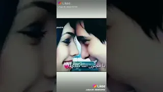 في حضرة حديثك اشتهي تقبيل الحروف التي تبعثها شفتيك اشتهي تقبيلها ببطئ 