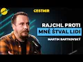 Download Lagu MARTIN BARTKOVSKÝ: Rajchl proti mně štval dav. Směju se zlým lidem, Turek je směšný