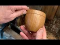 Richard Raffan turns an endgrain cup