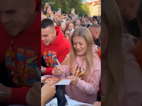 Chce ktoś autografy? #shorts