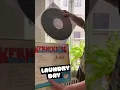 Download Lagu Clean, sleeve, repeat. It's laundry day! #Shorts #vinylcommunity #okkinokki