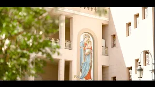 نعطيك  السلام مع غبريال الملاك قائلين السلام لك  يا ممتلئة نعمة الرب معك     دندنها