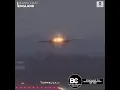 Download Lagu Plane trying to land at an UK airport but struggles due to heavy winds from Storm Ciara