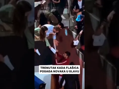 Drugi ugao koju pokazuje kako je flašica pogodila Novaka u glavu #novakdjokovic #djokovic #waterdrop