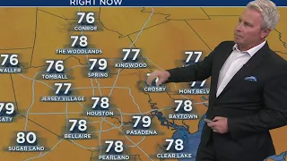 Summer Heat Hits Houston Early April Ends with Highs in the 80s