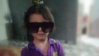 عليها الشعر اصفر اتقول سلب جمال 