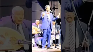 مطرب مصري صوته اسطورة في زمن صاصا و بيكا ويرجو التوفيق من الله 
