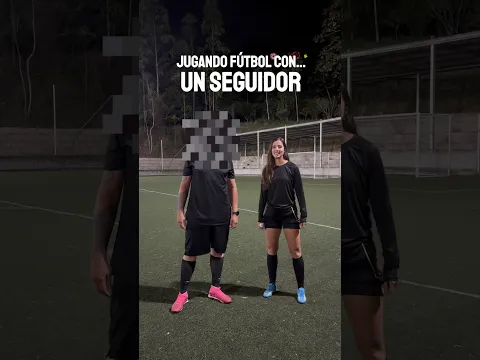 Sali con un seguidor !! 🙈😳 y esto paso!! No puedo creerlo 😮💨 | Eliza Garcia | #futbol #retos