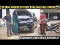 Download Lagu PETANI MISKIN DIUSIR SAAT MAU BELI MOBIL, ENDINGNYA BIKIN MALU SENDIRI !!! PADAHAL IA SULTAN