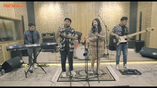 medley aku bukan untukmu cara lupakanmu saat kau pergi cover by funky monkey ft della firdatia
