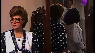 رجل آيل للسقوط صلاح قابيل ليلى طاهر هالة صدقي الحلقة 01 من 12 