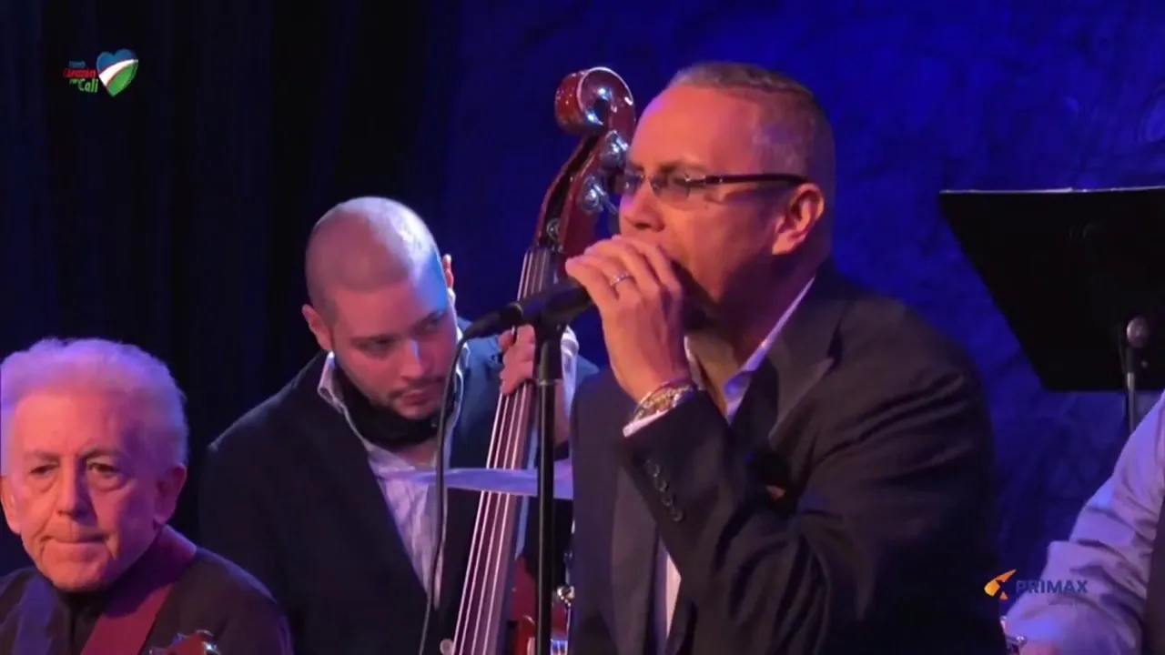 MUÑECA-EDDIE PALMIERI CANTA HERMAN OLIVERA FERIA CALI 2020 MUÑECA-EDDIE PALMIERI CANTA HERMAN OLIVERA FERIA CALI 2020