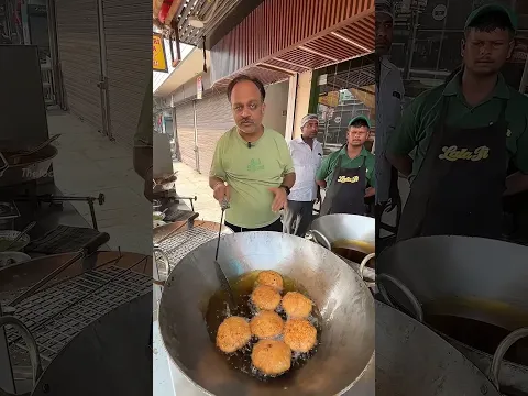 अब गरीबों की मदत करना आदत हो गया है | आप लोग भी किसी ना किसी की मदत जरूर करो |