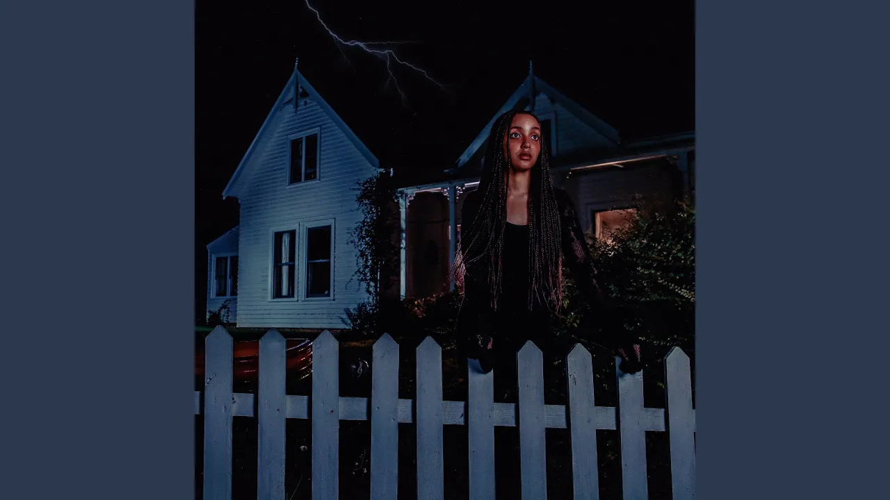 PinkPantheressおすすめ曲。つい何度もループしてしまう名曲たち