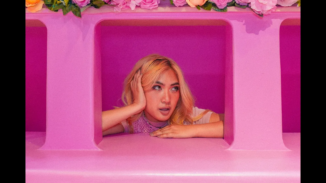 ysabelle - Tongue Tied (Official Visualizer)