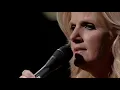 'Walkaway Joe' by Babyface & Trisha Yearwood | CMT Crossroads