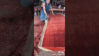 الخشب الأحمر في الصين  الخشب الأحمر في الصين