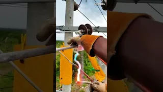 That S What 20 000 Volts Of High Voltage Electricity Sounds Like Shorts 