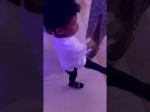 😂