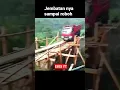 Download Lagu DETIK detik truk terguling akibat jembatan nya roboh !! #shorts #shortsvideo #shortfund